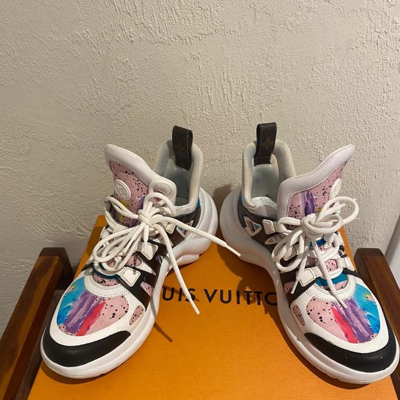 🎉SOLD🎉Louis Vuitton Archlight sneakers 39 - Picture 2 of 12